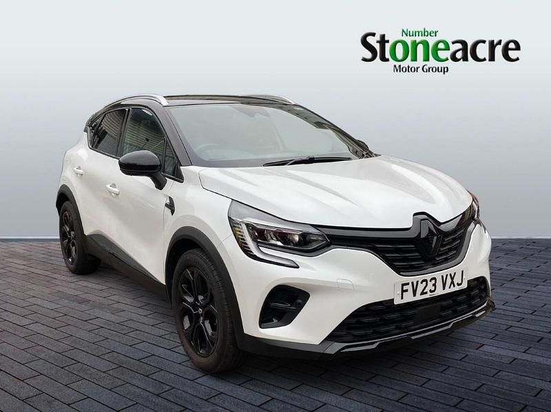 White/black Used 2023 Renault Captur Rive Gauche SUV | £16,390 (Fair price) - Image 1/4