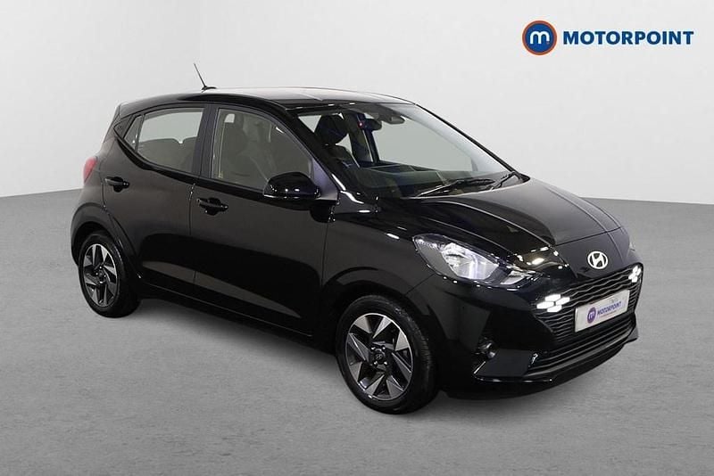 Used Hyundai i10 Advanced 63 HP (46 kW) 2025 Black Hatchback