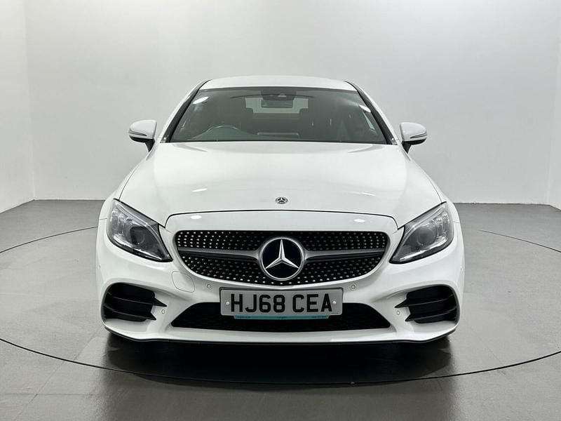 Used Mercedes C300 AMG Line Premium 258 HP (189 kW) 2018 White Coupe