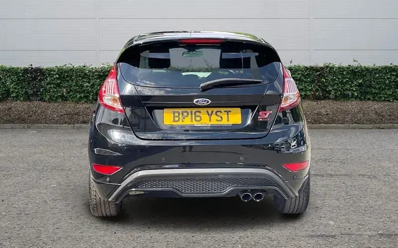 Used Ford Fiesta ST 182 HP (133 kW) 2016 Black Hatchback