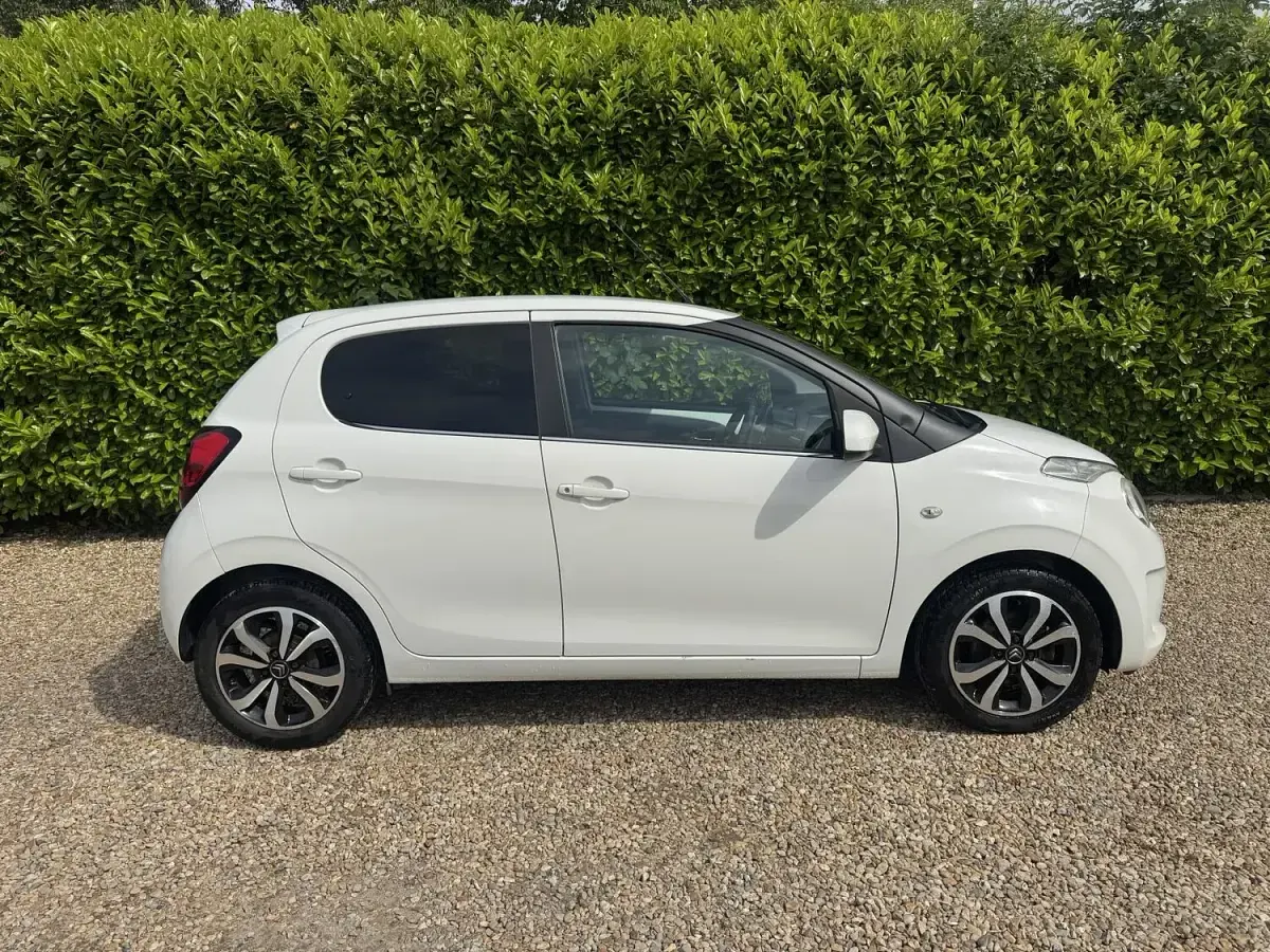 Used Citroën C1 Flair 2016 White Hatchback