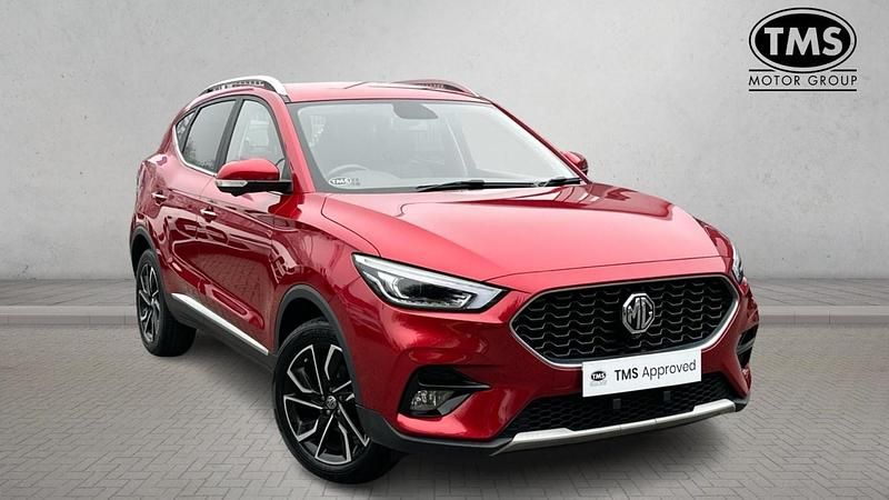 Used MG ZS Exclusive 106 HP (77 kW) 2023 Red SUV