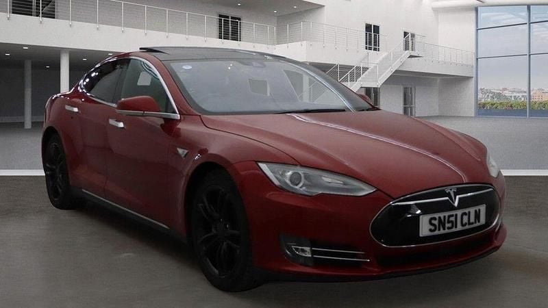 Red Used 2015 Tesla Model S Sedan | £13,995 (Fair price) - Image 1/3