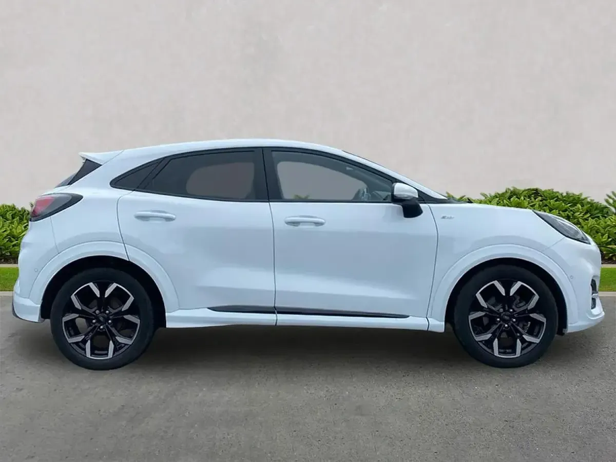 Gebraucht Ford Puma ST-Line X 125 PS (91 kW) 2024 Weiß SUV