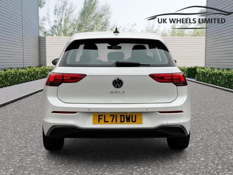 Used VW Golf VIII S 110 HP (80 kW) 2021 White Hatchback
