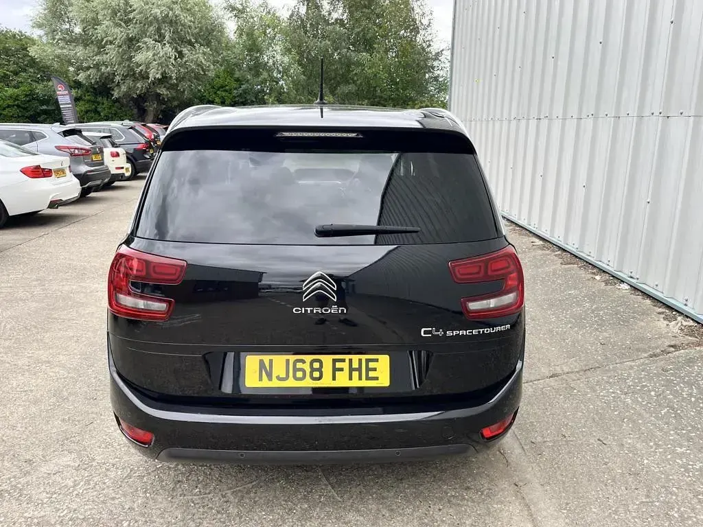 Used Citroën C4 SpaceTourer Feel 130 HP (95 kW) 2018 Black MPV