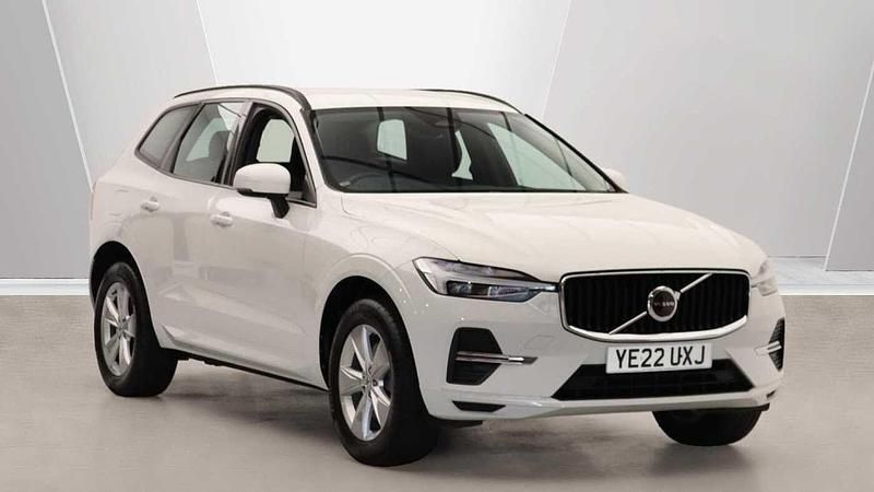 White Used 2022 Volvo XC60 Momentum SUV | £27,500 (Fair price) - Image 1/3