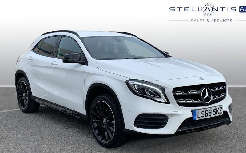 Used Mercedes GLA180 AMG line 122 HP (89 kW) 2019 White SUV