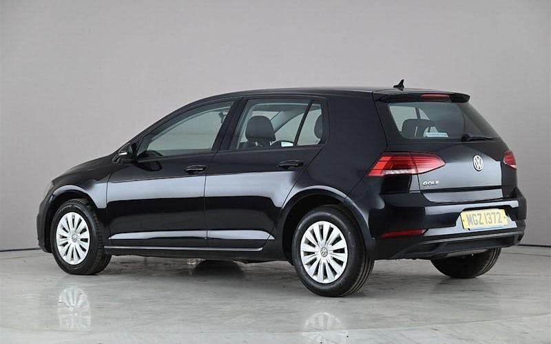 Used VW Golf VII S 116 HP (85 kW) 2019 Black Hatchback