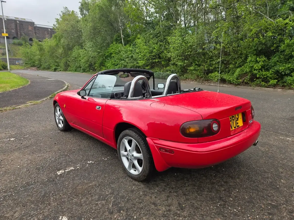 Used Mazda MX5 1990 Red Cabriolet