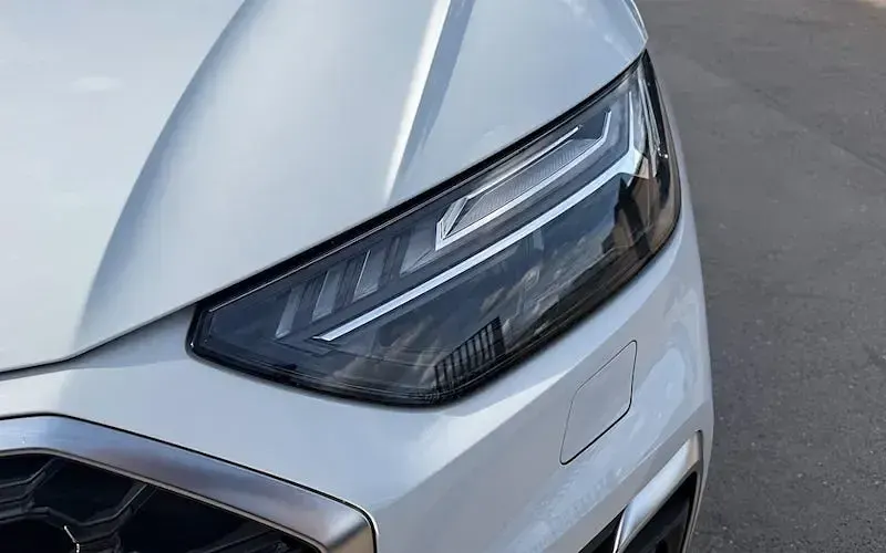Used Audi Q5 S-Line 204 HP (150 kW) 2022 White SUV