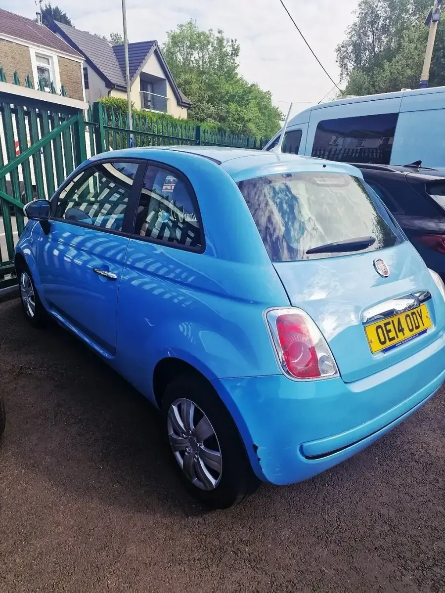 Usado Fiat 500 69 CV (50 kW) 2014 Azul Utilitario