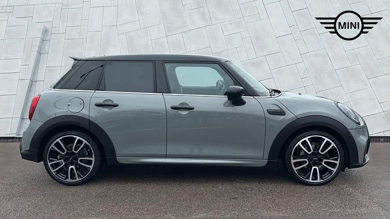 Used Mini Cooper Hatch 134 HP (98 kW) 2022 Grey Hatchback
