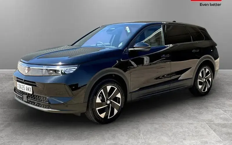 Used Vauxhall Grandland X Ultimate 136 HP (100 kW) 2025 Black SUV