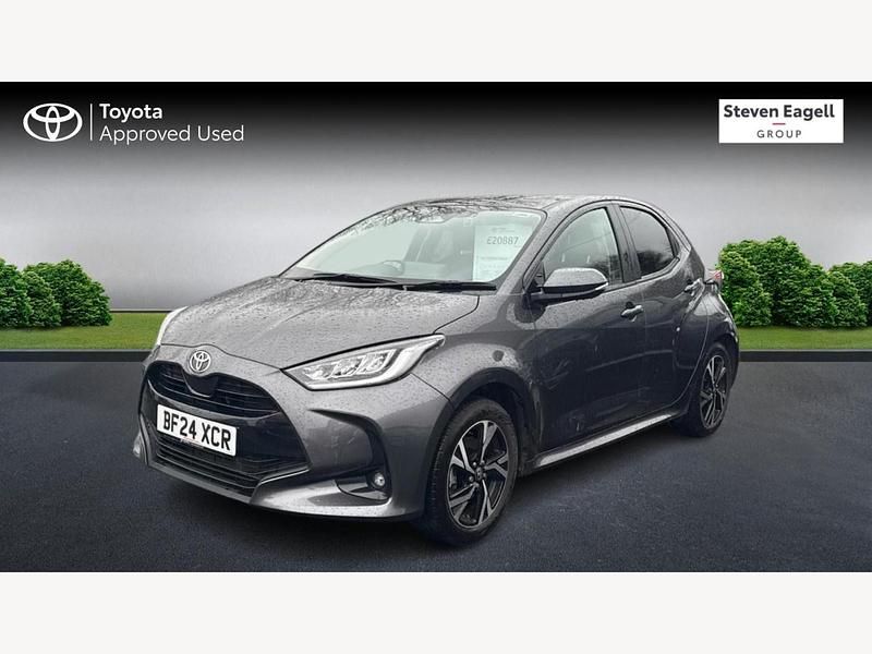 Used Toyota Yaris Hybrid Design 2024 Grey Hatchback