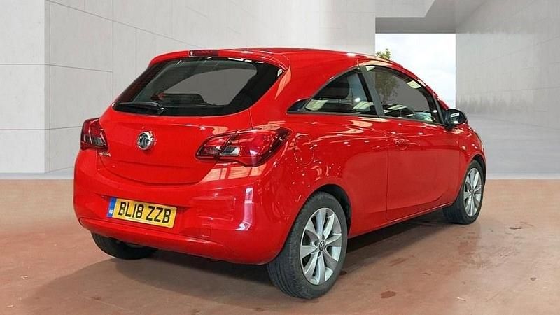 Second-hand Vauxhall Corsa 75 CP (55 kW) 2018 Roșu Hatchback