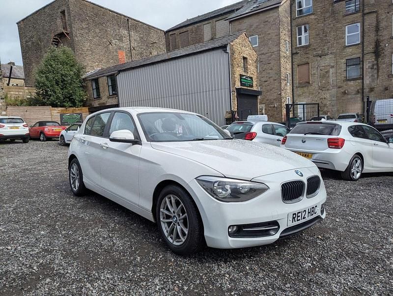White Used 2012 BMW 118 Hatchback | £2,845 (Good price) - Image 1/4
