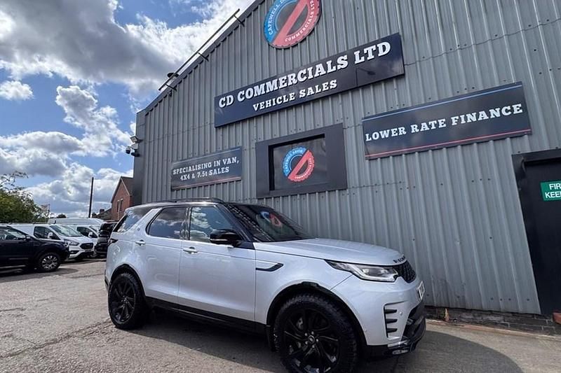 Used 2022 Land Rover Discovery 5 SE Dynamic SUV | £40,995 (Super price) - Image 1/1
