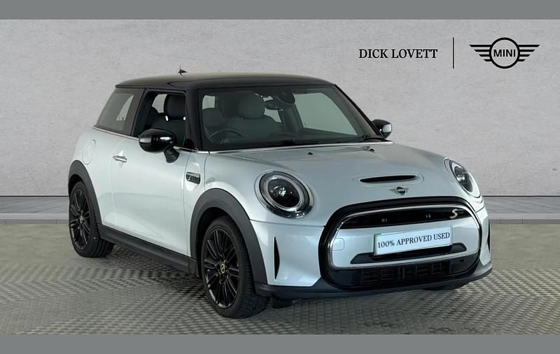 Silver Used 2022 Mini Cooper S Level 2 Hatchback | £13,750 (A bit pricey) - Image 1/4