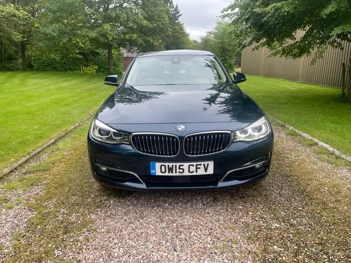 Used BMW 320 Luxury Line 2015 Blue Hatchback