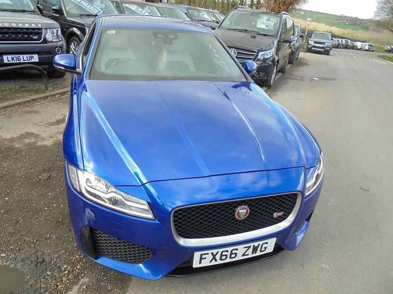 Used Jaguar XF S 300 HP (220 kW) 2016 Blue Sedan
