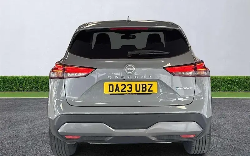 Used Nissan Qashqai N-Connecta 190 HP (139 kW) 2023 Grey SUV