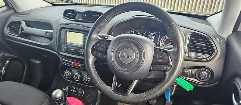 Used Jeep Renegade Night Eagle 120 HP (88 kW) 2017 Alpine white SUV