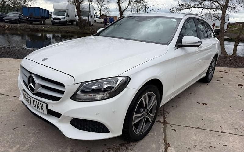 Used Mercedes C200 Executive 184 HP (135 kW) 2018 Estate