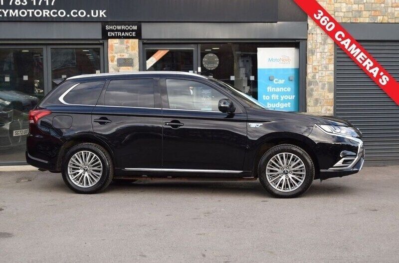 Black Used 2018 Mitsubishi Outlander P-HEV SUV | £13,800 (Fair price) - Image 1/4