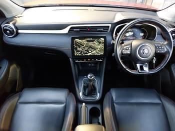 Used MG ZS Exclusive 106 HP (77 kW) 2021 Orange SUV
