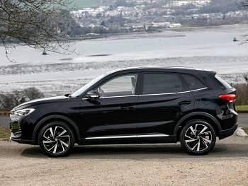 New MG ZS SE 196 HP (144 kW) 2025 Metallic  black pearl SUV