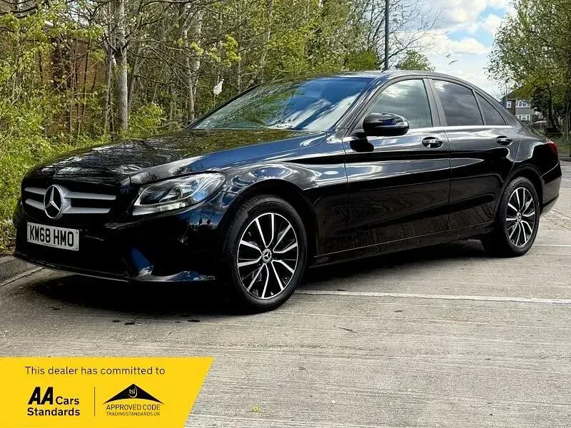 Used Mercedes C200 SE 2018 Black Sedan