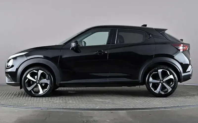 Used Nissan Juke Tekna 114 HP (83 kW) 2023 Black SUV