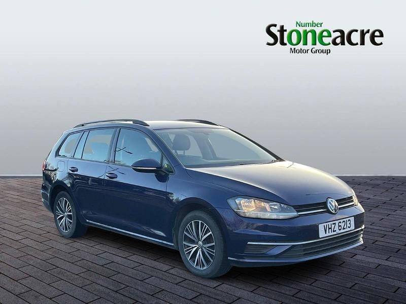 Used VW Golf VII SE 150 HP (110 kW) 2017 Blue Estate