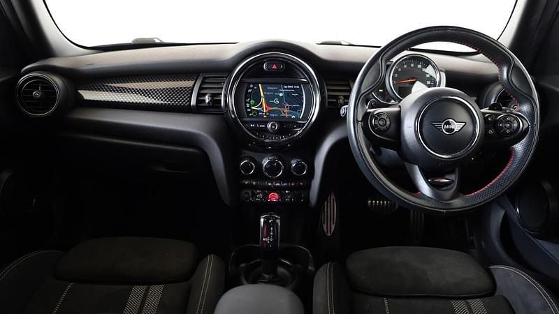 Used Mini Cooper S Hatch 189 HP (139 kW) 2019 Silver Hatchback