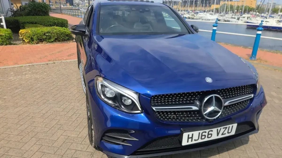 Used Mercedes GLC250 AMG line 2016 Blue SUV