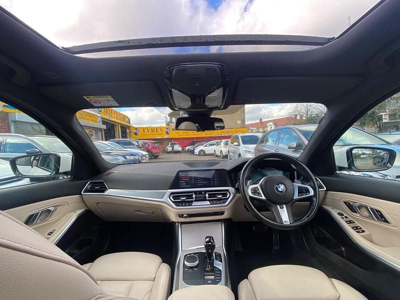 Used BMW 320 M Sport 2022 White Sedan