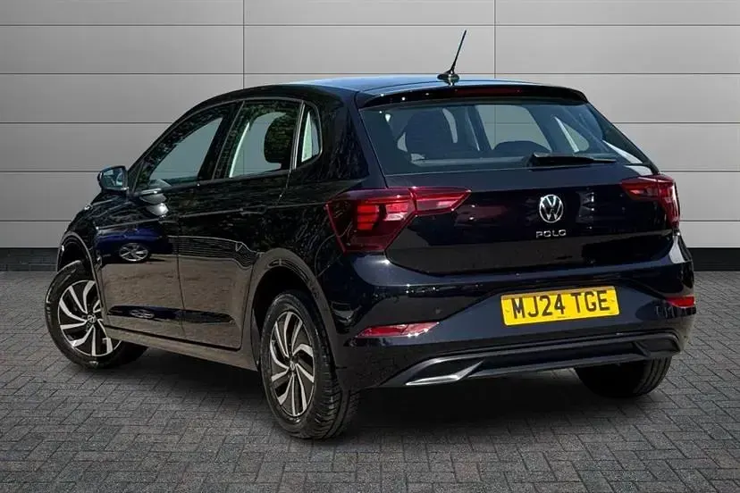 Used VW Polo Life 95 HP (69 kW) 2024 Black Hatchback