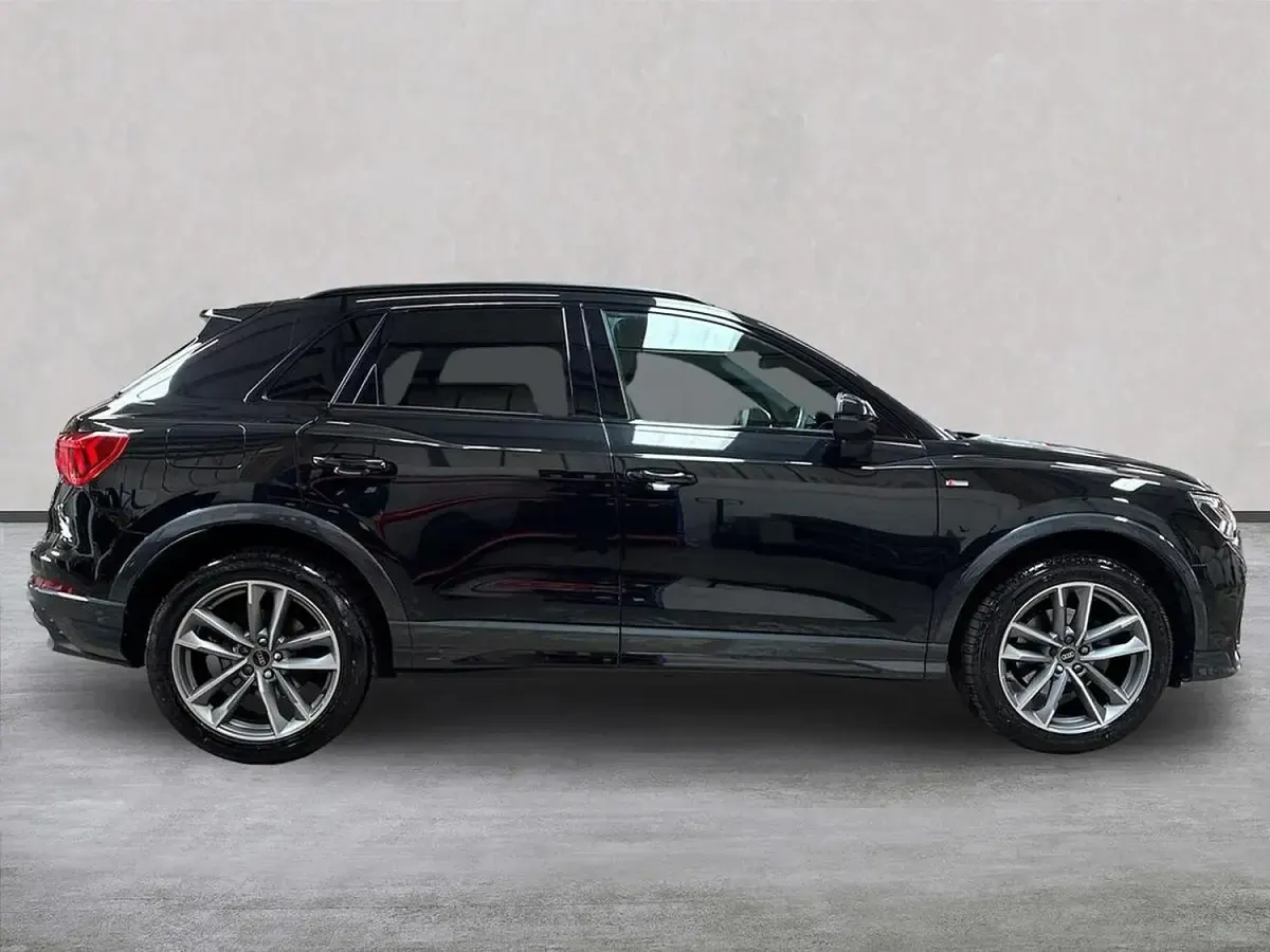 Used Audi Q3 Black Edition 150 HP (110 kW) 2023 Black SUV