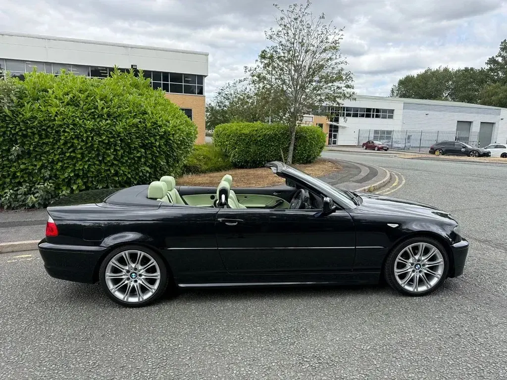 Used BMW 325 Cabriolet M Sport 192 HP (141 kW) 2006 Black Cabriolet