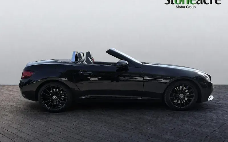 Used Mercedes E250 AMG line 204 HP (150 kW) 2017 Black Cabriolet