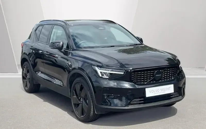 Used Volvo XC40 Plus 163 HP (119 kW) 2026 SUV