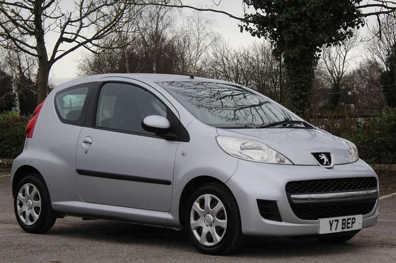 Silver Used 2011 Peugeot 107 Hatchback | £4,290 (A bit pricey) - Image 1/4