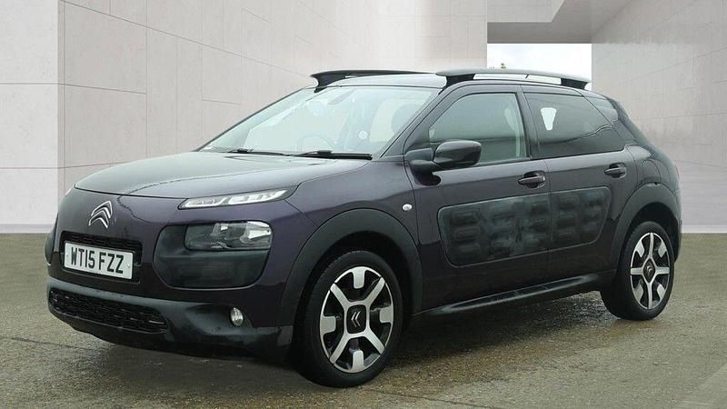 Used Citroën C4 Cactus Flair 2015 Mauve/purple Hatchback