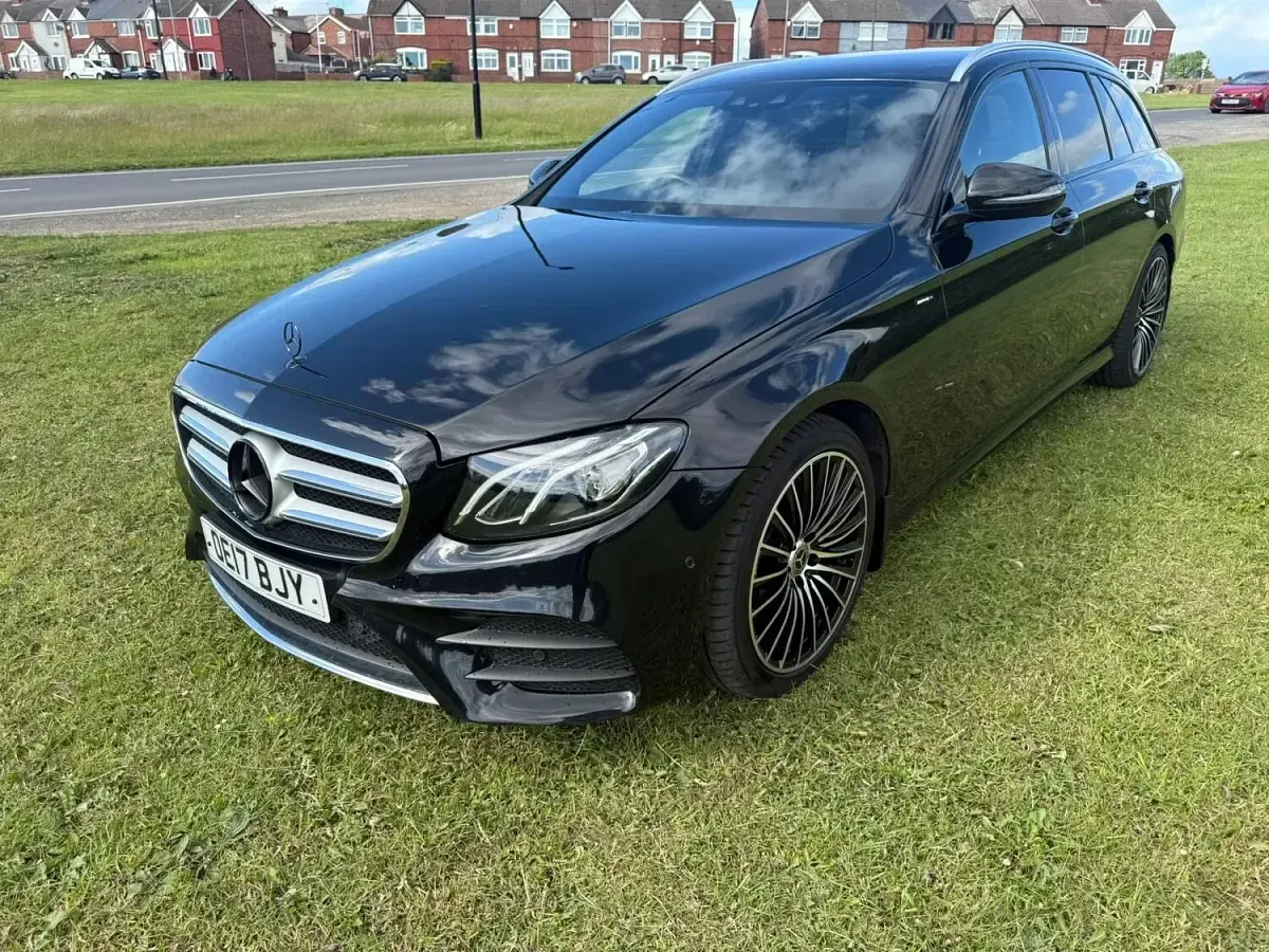 Used Mercedes E220 AMG line 2017 Black Estate