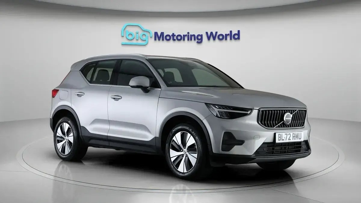 Used Volvo XC40 Core 211 HP (155 kW) 2022 SUV