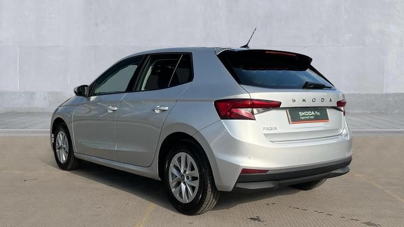 Used Skoda Fabia SE 95 HP (69 kW) 2025 Brilliant silver Hatchback
