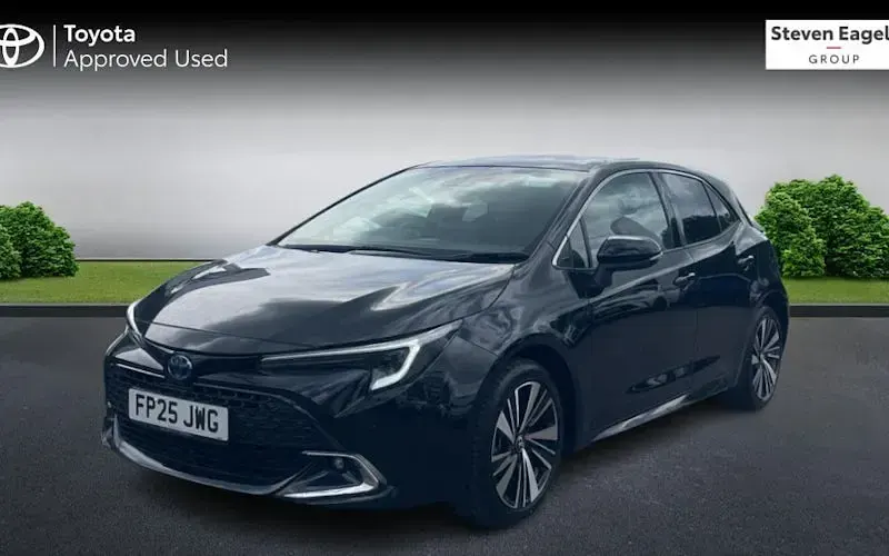 Second-hand Toyota Corolla Design 140 CP (102 kW) 2026 Hatchback