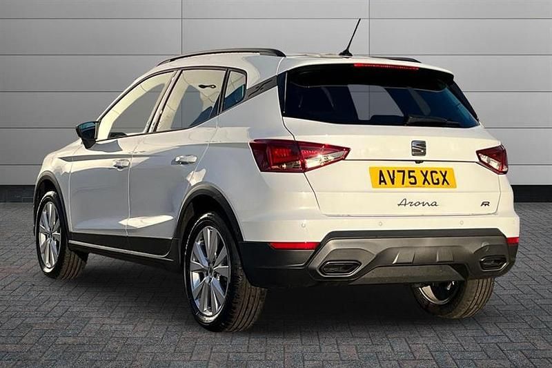 Used Seat Arona FR First Edition 115 HP (84 kW) 2026 White SUV