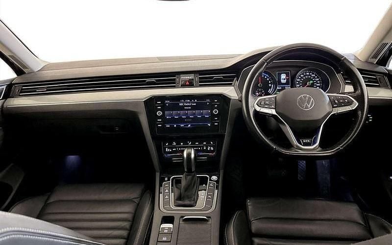 Used VW Passat GTE 218 HP (160 kW) 2021 Grey Sedan